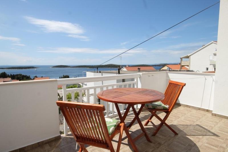 Apartments with a parking space Hvar - 5719 - image 27