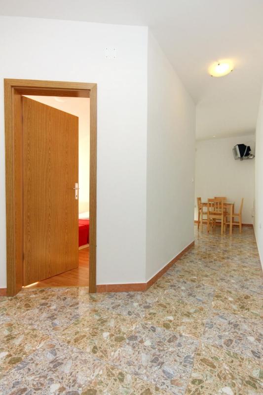 One-Bedroom Apartment with Terrace and Sea View image 2