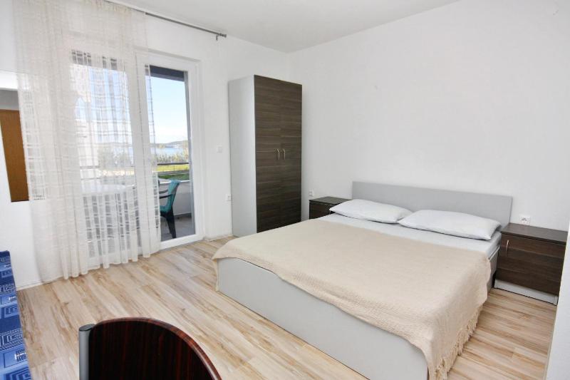 Studio with Balcony and Sea View image 1