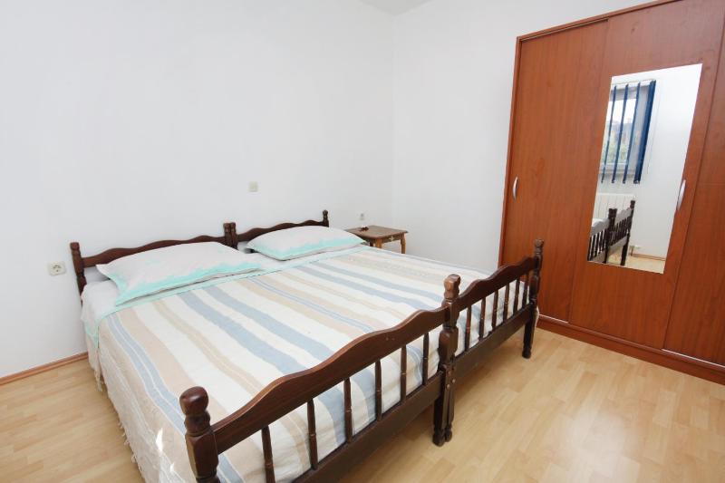 One-Bedroom Apartment with Balcony image 1