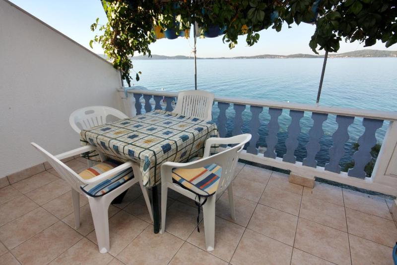 Apartments by the sea Bibinje Zadar - 5758 - image 15