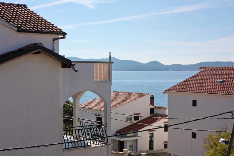 Apartments by the sea Bibinje Zadar - 5769 - image 25