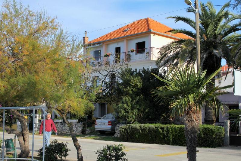 Apartments by the sea Zadar - Diklo Zadar - 5911 - image 9