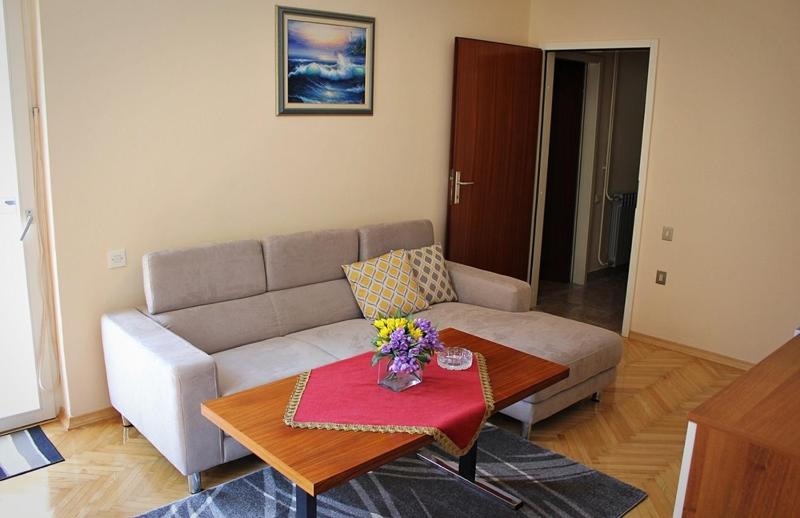 Two-Bedroom Apartment with Terrace and Sea View image 1
