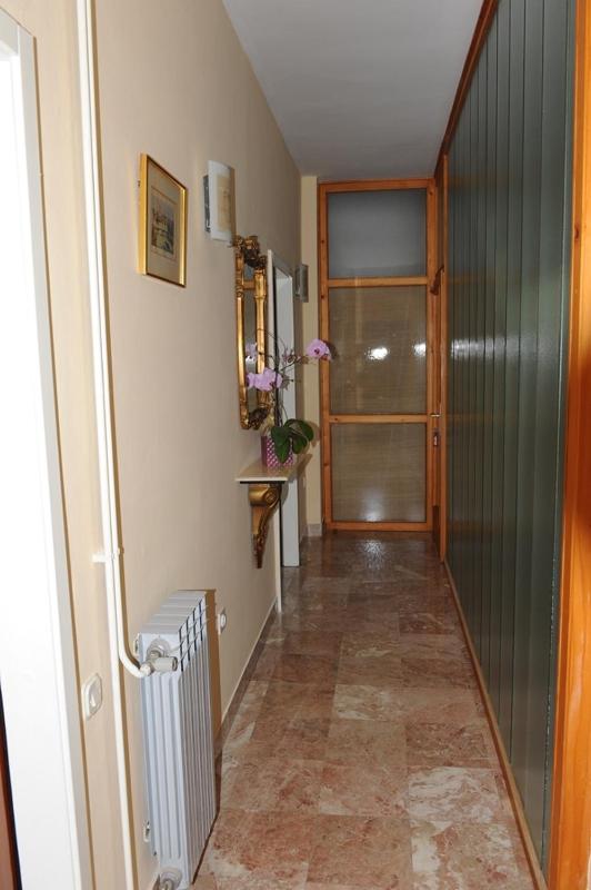 Two-Bedroom Apartment with Terrace and Sea View image 2