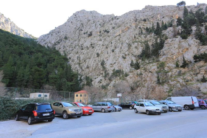 Apartments with parking space Omis - 4327 - image 16