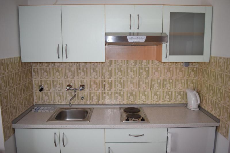 Studio with Balcony image 3