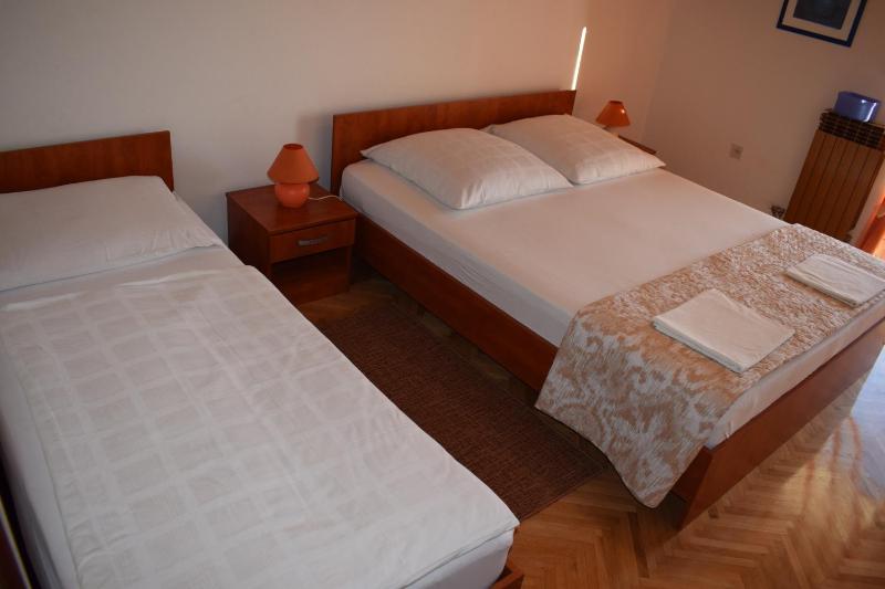 Studio with Balcony and Sea View image 4