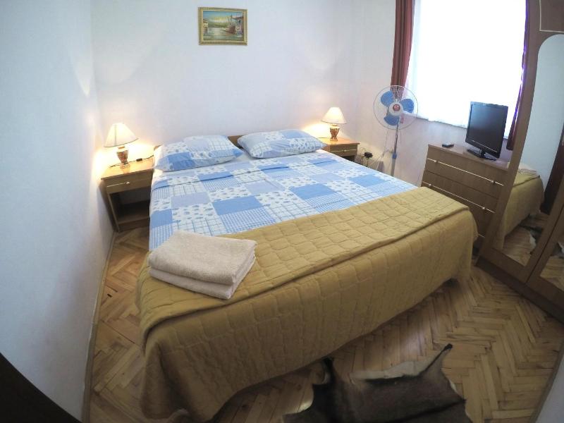 One-Bedroom Apartment with Sea View image 1