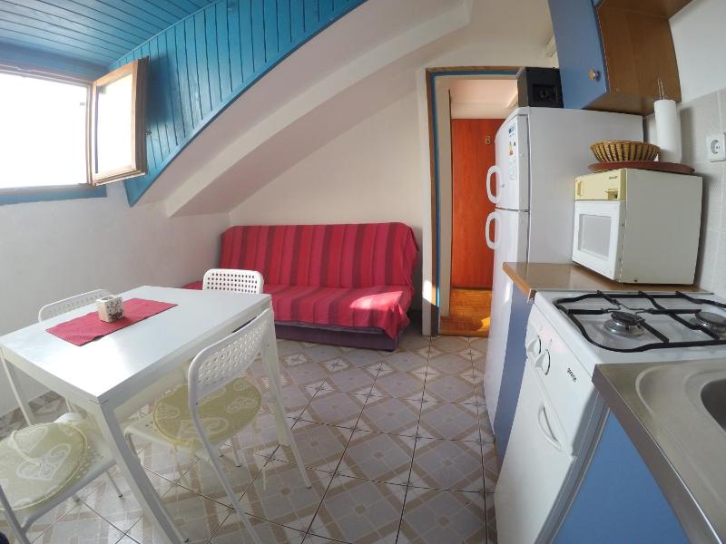 One-Bedroom Apartment with Sea View image 4