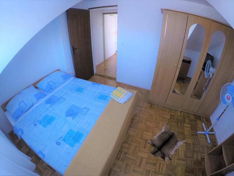 One-Bedroom Apartment with Sea View image 1