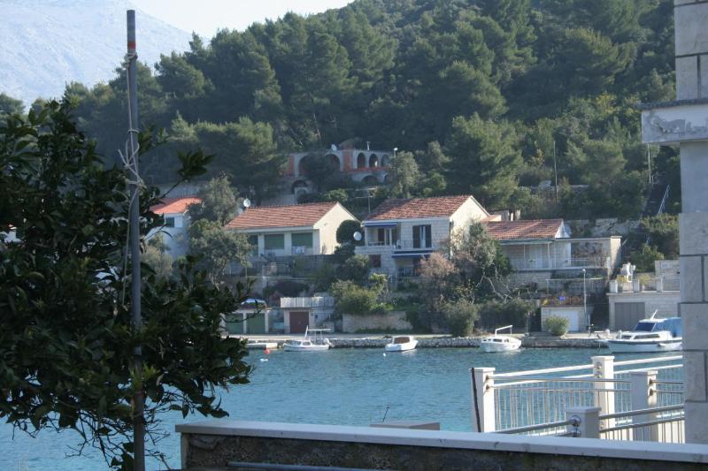 Two-Bedroom Apartment with Terrace and Sea View image 3