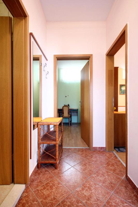 Two-Bedroom Apartment with Balcony and Sea View image 2