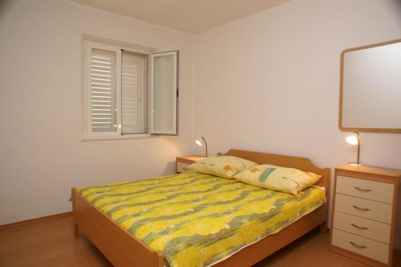 Two-Bedroom Apartment with Balcony image 1