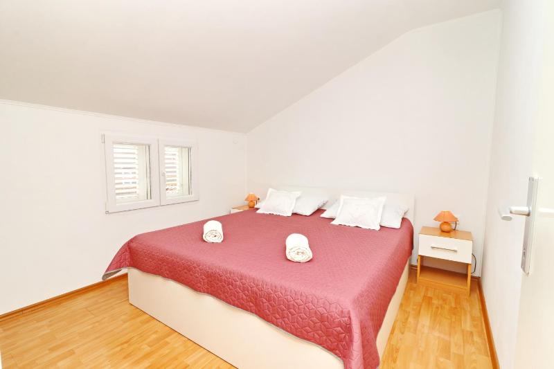 Two-Bedroom Apartment with Terrace and Sea View image 1