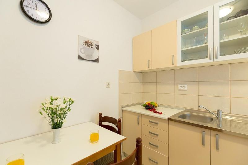 Apartments by the sea Tri Zala Korcula - 4346 - image 10