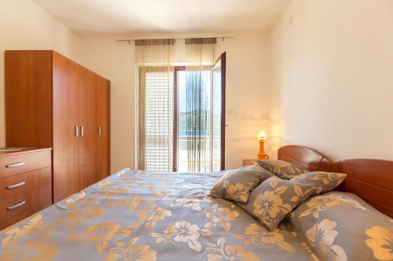 Apartments by the sea Tri Zala Korcula - 4346 - image 27
