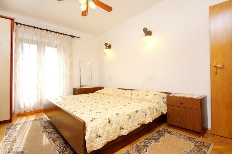 Studio with Balcony and Sea View image 1