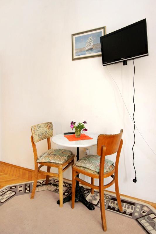Studio with Balcony and Sea View image 4