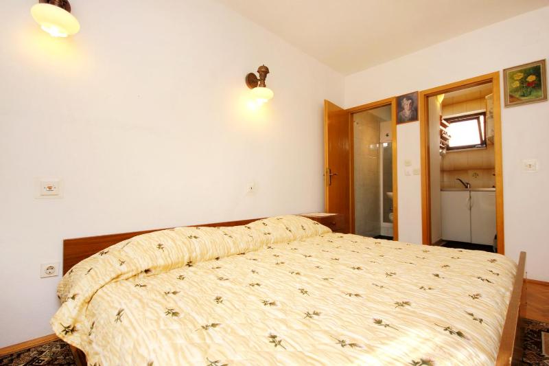 Studio with Balcony and Sea View image 3
