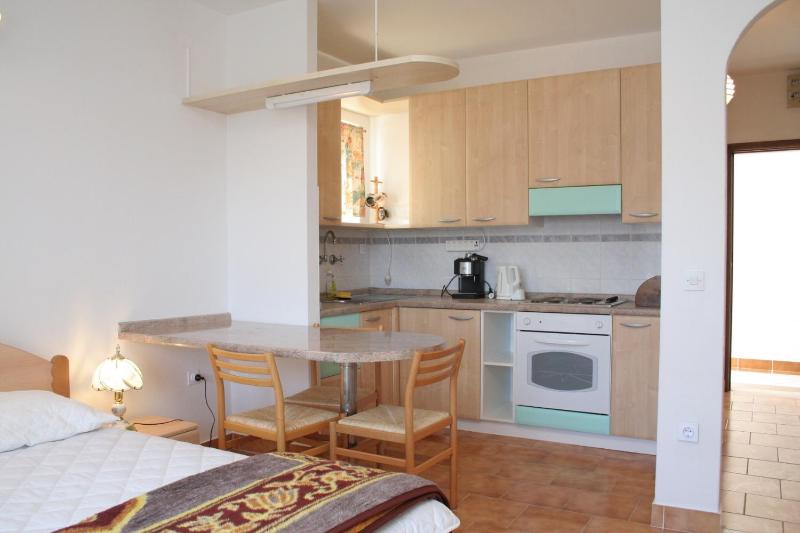 Apartments by the sea Tri Zala Korcula - 4351 - image 22