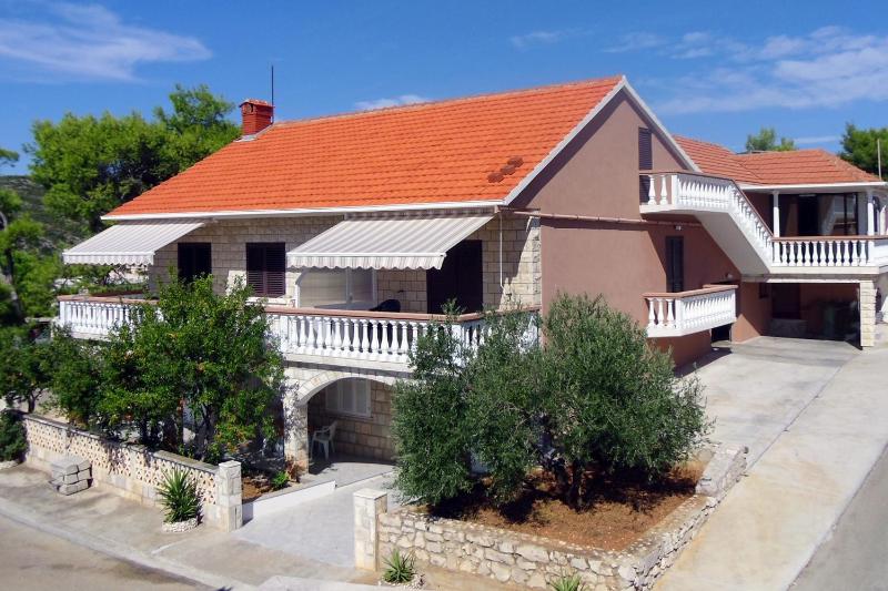 Apartments with parking space Zavalatica Korcula - 4453 - image 18