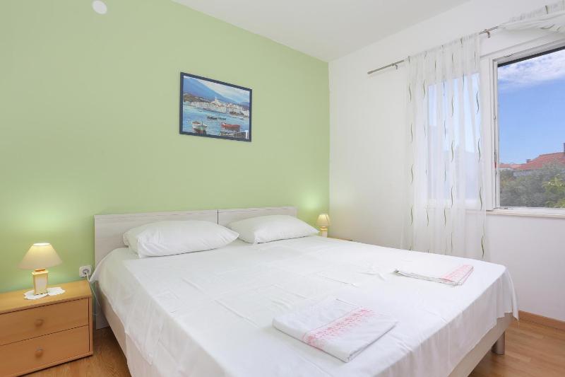 Apartment Razanj 4322a - image 26