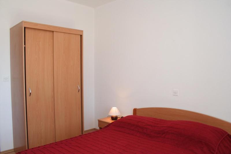 One-Bedroom Apartment with Balcony and Sea View image 1