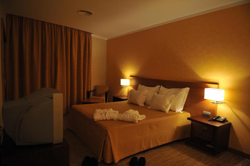 Single Room image 4