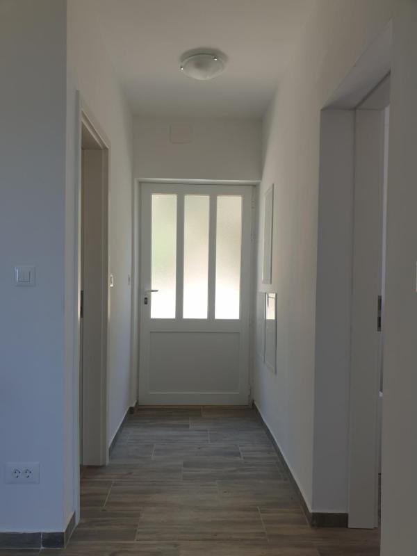 Two-Bedroom Apartment with Terrace and Sea View image 2