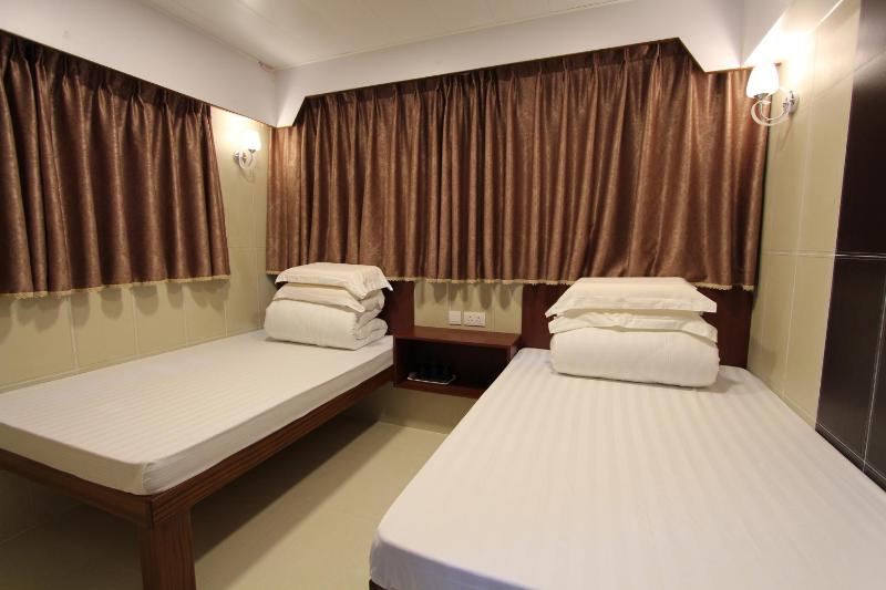 Prince Hotel - image 9