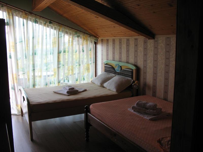 Double Room with Two Double Beds image 2