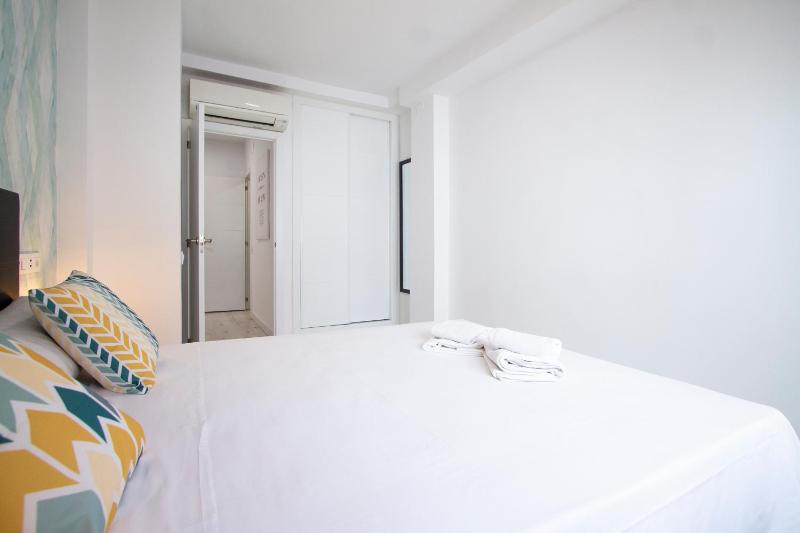 Apartamentos Cuatro Caminos - image 10
