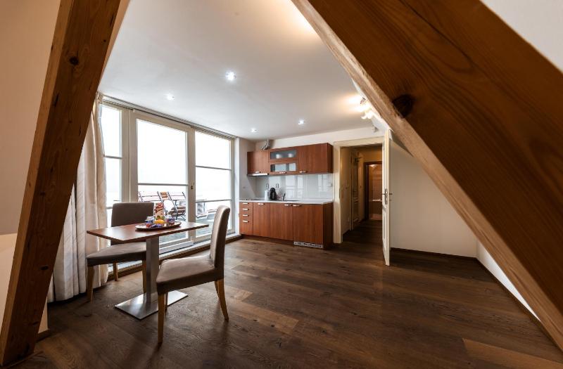 Apartment with Balcony image 3