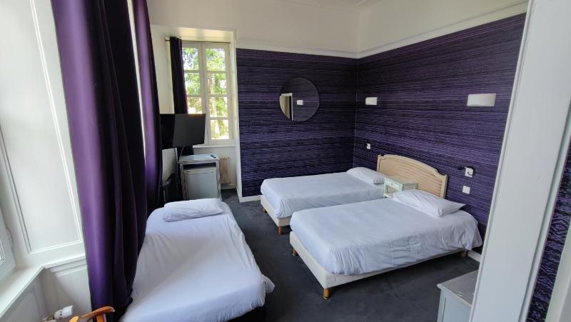 Two-Bedroom Apartment image 3