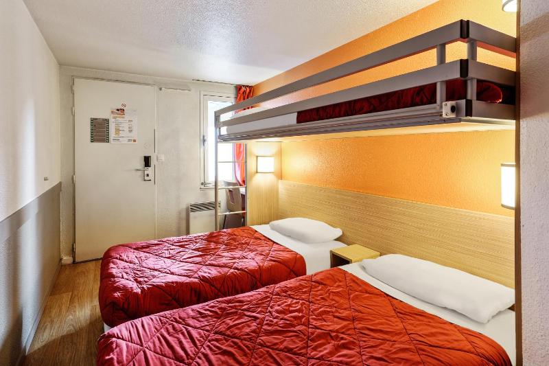 Triple Room image 3