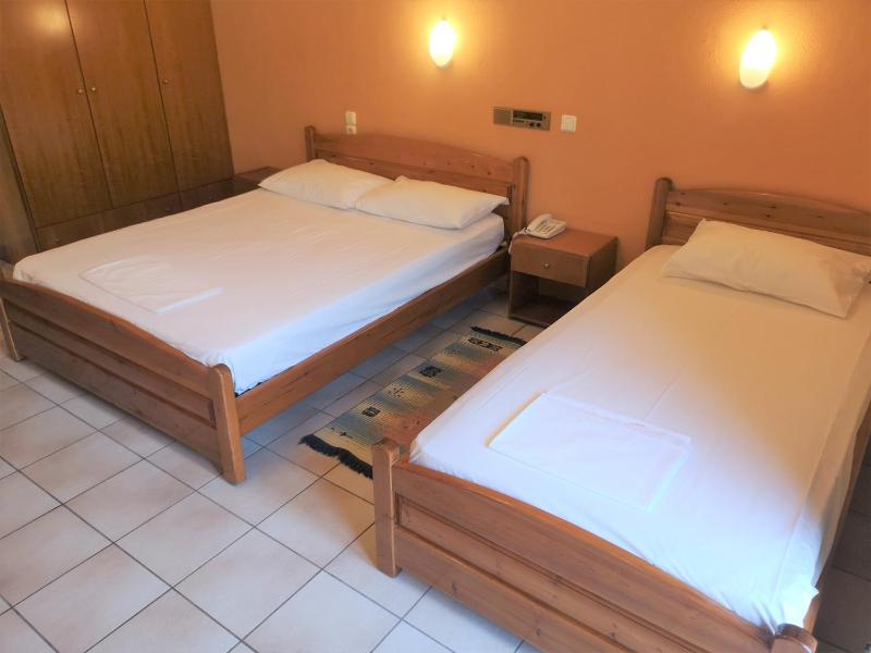 Quadraple Room image 2