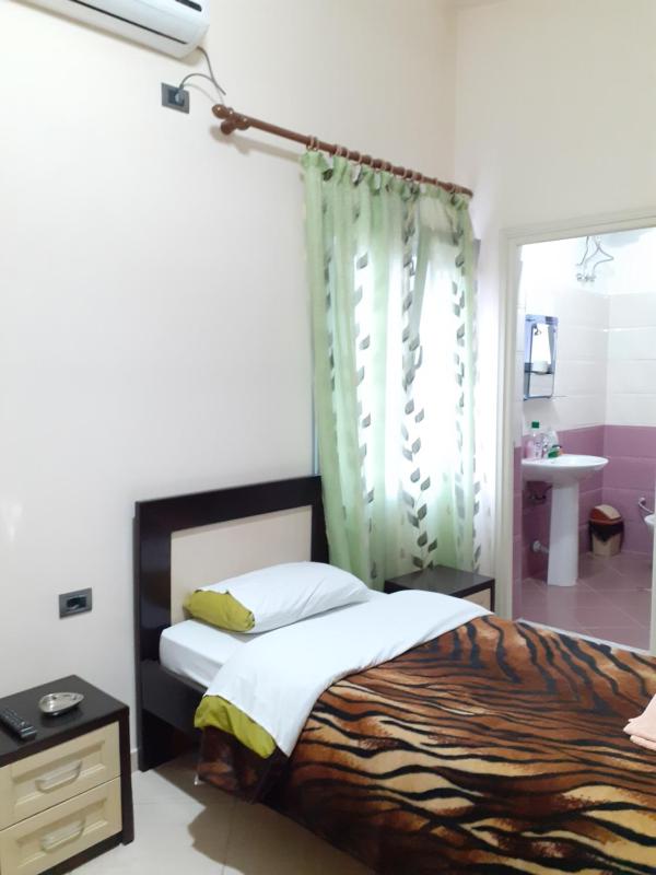 Budget Single Room image 1