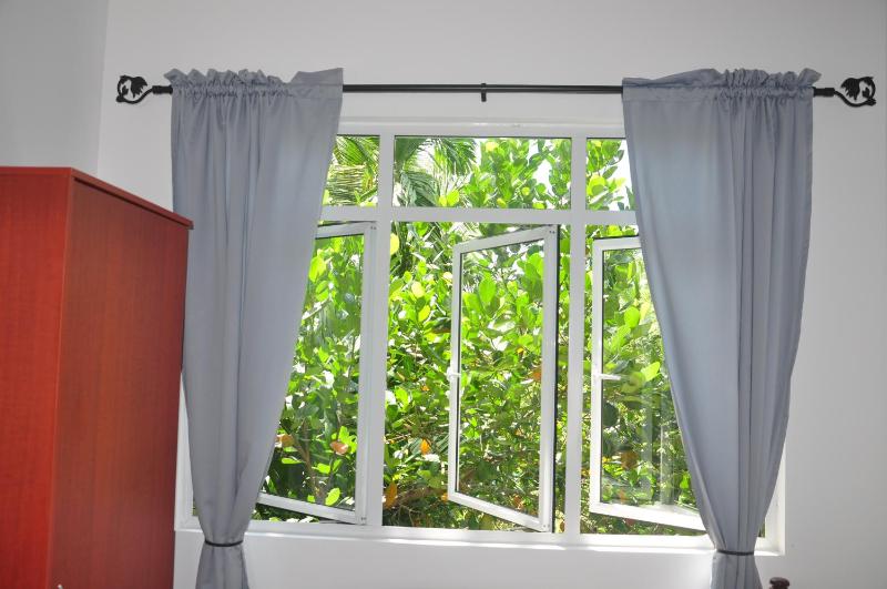 Jungle Fence - image 4