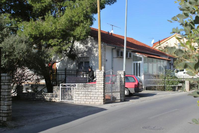 Apartments by the sea Trogir - 6023 - image 27