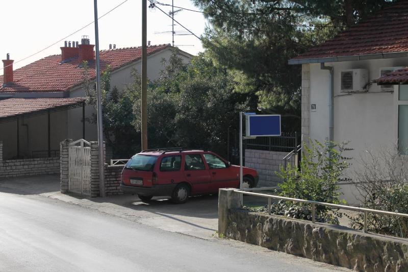 Apartment Trogir 6023c - image 4