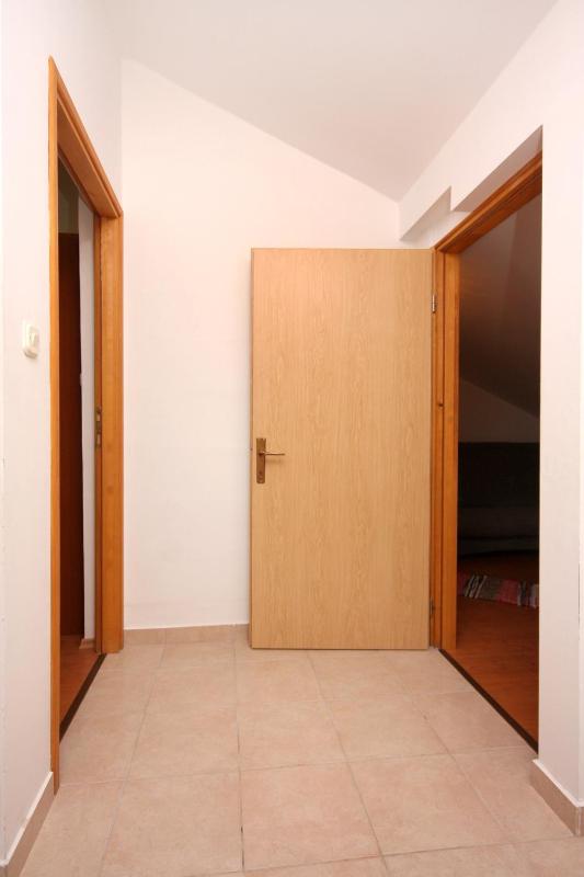 One-Bedroom Apartment with Terrace image 2