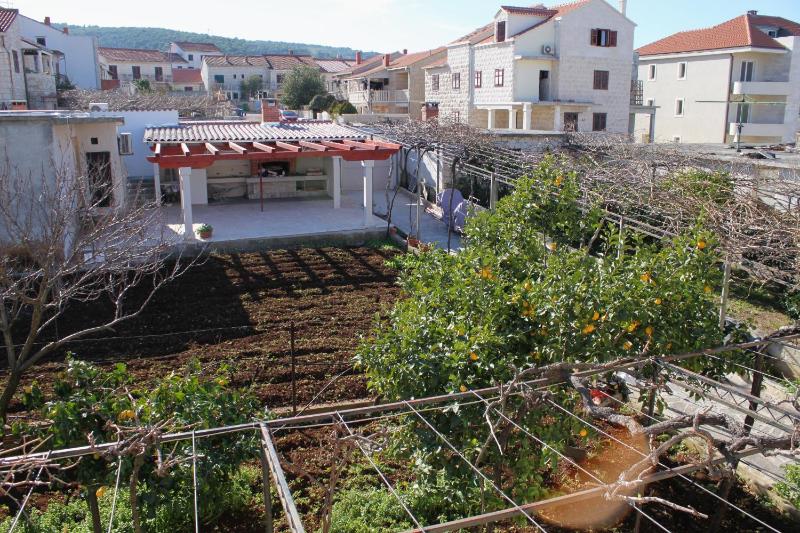 Apartments by the sea Supetar Brac - 6040 - image 7