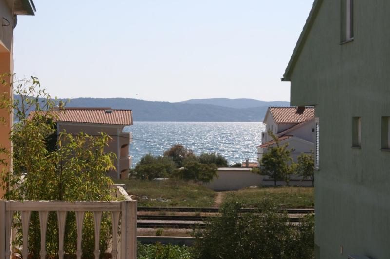 Apartments with a parking space Bibinje Zadar - 6213 - image 18