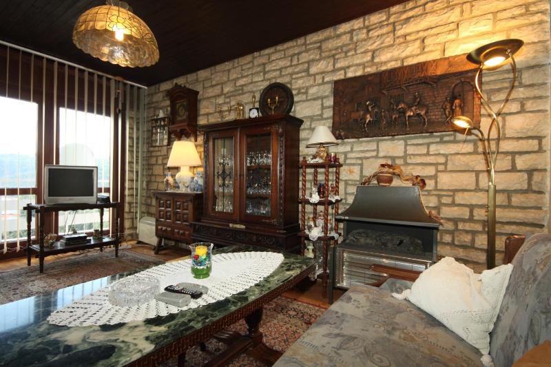 Two-Bedroom Apartment with Terrace and Sea View image 1