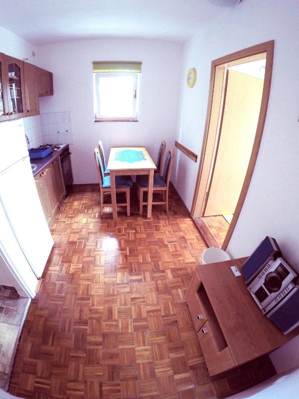 Two-Bedroom Apartment with Terrace and Sea View image 4
