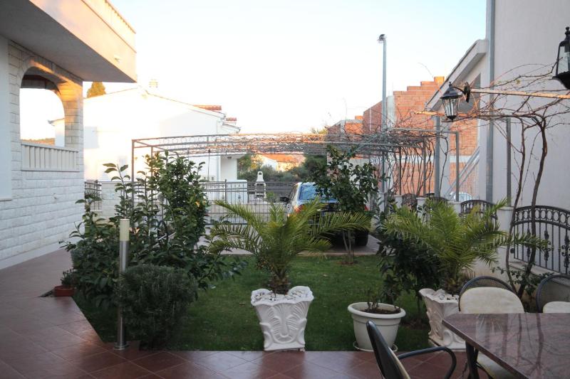 Studio with Terrace image 2