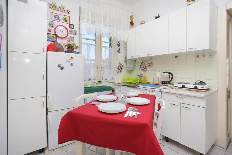 Apartments with WiFi Split - 7588 - image 8