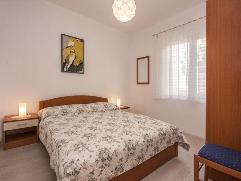 One-Bedroom Apartment with Terrace image 1