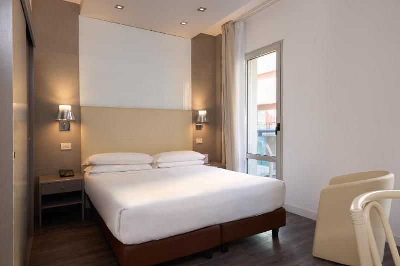 Classic Double Room image 1